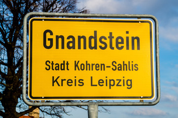 Ortstafel Gnandstein