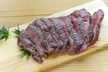 ステーキ　牛ヒレ肉　炭火焼き