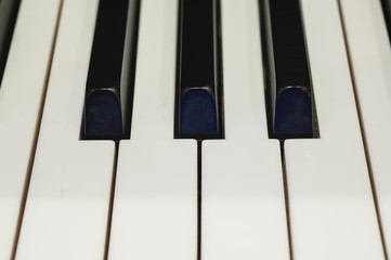 Fototapeta premium Closeup of a piano keyboard