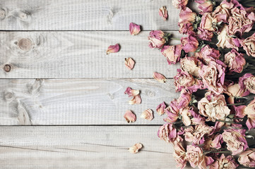 Naklejka premium Dry roses background