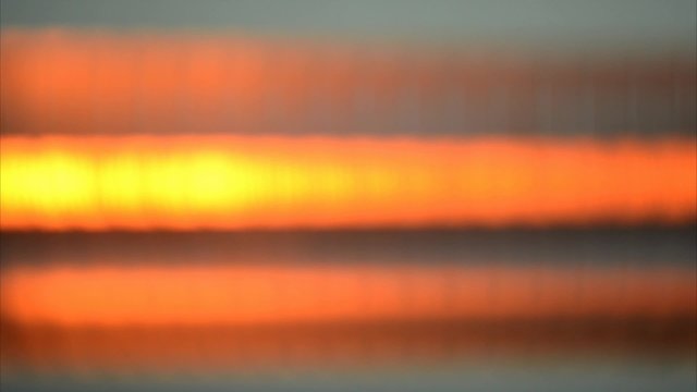 Glowing electric heater focus shift