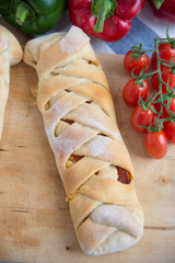 Stromboli, italienisches Pizzabrot 