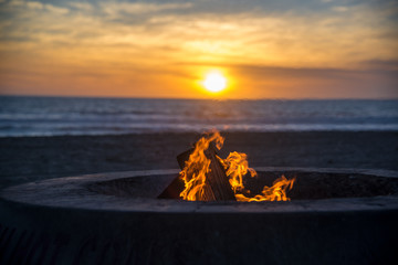 Obraz premium fire on the beach