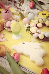 Osterbrunch - Osterfest - gedeckter Tisch