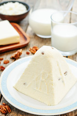 Traditional Easter cottage cheese dessert 