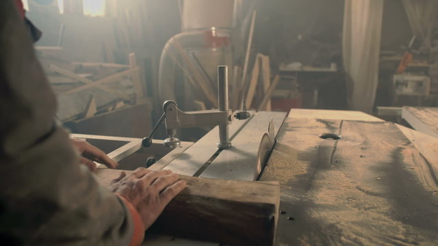 Cutting wood with secular saw