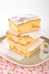 Apfel- Pudding- Kuchen