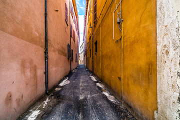 narrow streets of Rimini