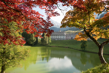 Obraz premium Autumn mountain landscape in the French Alps with monastery