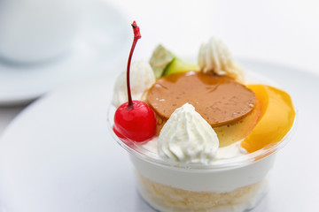 プリンアラモード