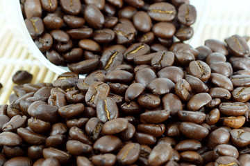 Roasted coffee beans