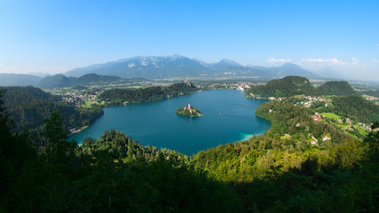 Fototapeta na wymiar Bled Lake panorama