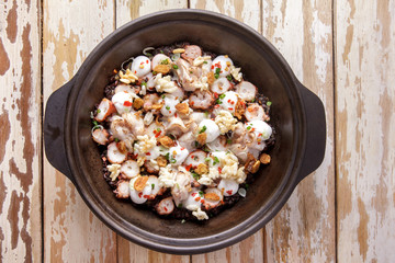 fresh seafood rice served on claypot