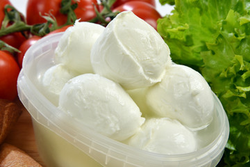 Mozzarella di bufala in vaschetta