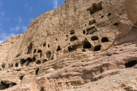 buddhist cave temples in afghanistan 