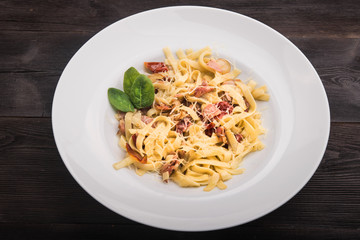 pasta with bacon amd mint