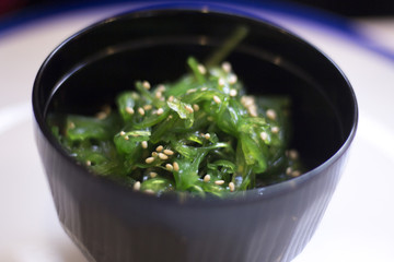 Japanese seaweed sushi como wakame
