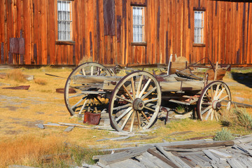 Fototapeta premium Old cart in Bodie ghost town California
