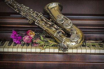 Flowers Saxophone Piano