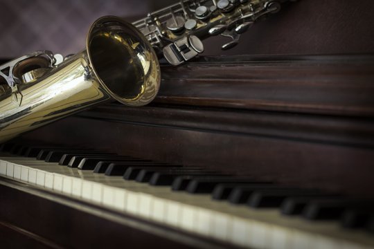 Old Saxophone Piano