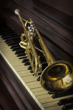 Old Trumpet Piano