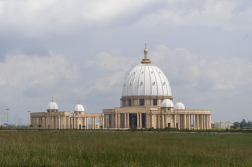 Catholic Basilica of Our Lady of Peace (Basilique Notre-Dame de la Paix) in Yamoussoukro, CÃ´te d'Ivoire. Guinness World Records lists it as the largest "church" in the world.