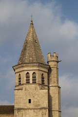 Fototapeta na wymiar église de la Madeleine de Béziers