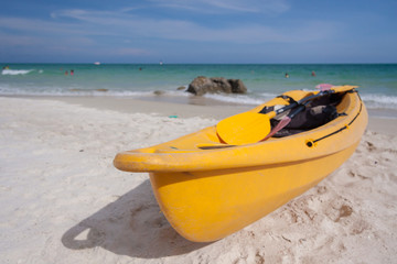 Fototapeta na wymiar kayak on the beach