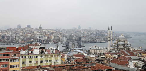Obraz premium Galata and Karakoy district in Istanbul