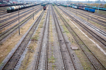 railway marshalling yard - 105164777