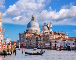 Fototapeten Canal Grande mit Gondel in Venedig, Italien © Tomas Marek