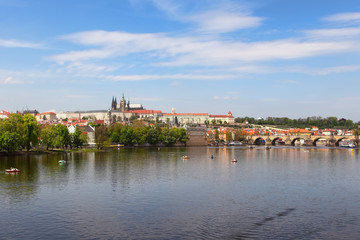 Fototapeta na wymiar Prague Castle from the river Vltava