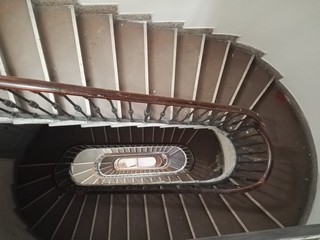 Scala a chiocchiola ovale