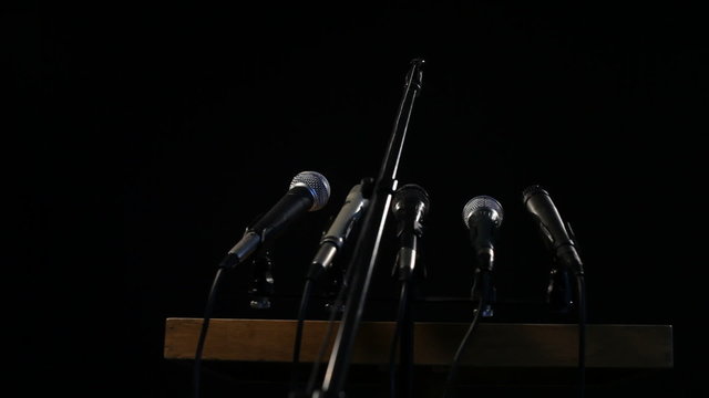 Microphone podium