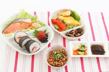 おいしそうな日本料理