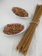 Dinkelspaghetti mit Gewürzmischung