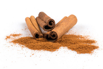 cinnamon sticks with powder