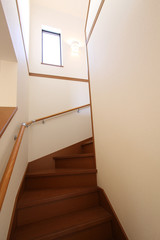 住宅　階段　手すり　イメージ　施工例