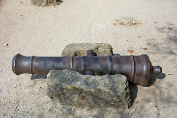 Cannone - Castello Lisbona