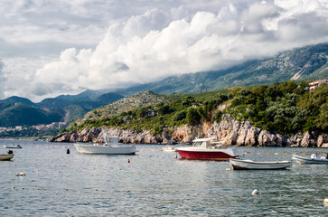 Fototapeta na wymiar Naves in Bay Milocer regionis Мontenegro