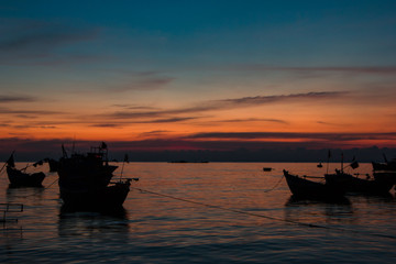 Fototapeta premium colorful sunset on the coast of the South China Sea