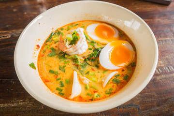 Tomyum noodle with pork and egg