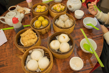 Chinese Yumcha Dimsum Set in bamboo container