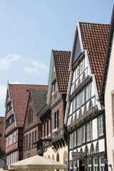 Obraz premium Historische Häuser in der Lange Straße in Wiedenbrück, Nordrhein-Westfalen