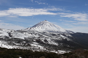 Parque Nacional del Teide nevado