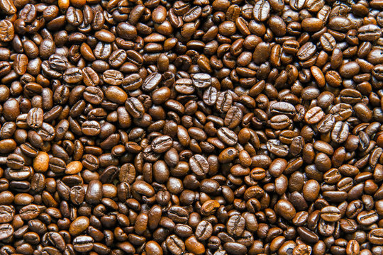 Roasted coffee beans background texture. © prasongtakham