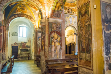 Fototapeta na wymiar church inside on the Orta San Giulio island, Piedmont, Italy 20.04.2015