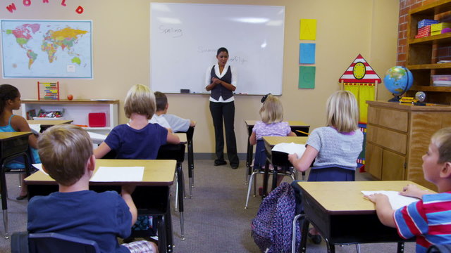 Elementary school teacher dismisses students