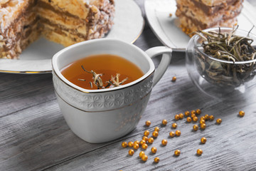 large round cake of meringue