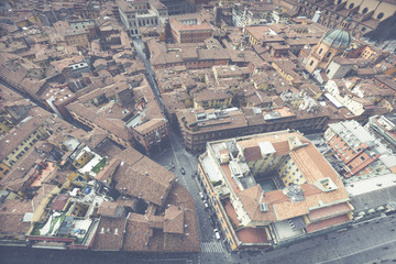 Fototapeta na wymiar BOLOGNA, ITALY - 05 MARCH, 2016: General view of the downtown st